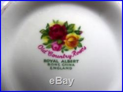 6 OLD COUNTRY ROSES SOUP COUPES & SAUCERS, 1st QUALITY, GC, 1962-73 ROYAL ALBERT
