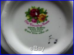 6 Old Country Roses Soup Coupes & Saucers, Good Condition, 1973-93, Royal Albert