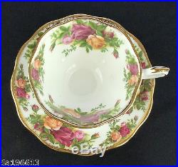 6 Royal Albert Old Country Roses Avon Teacups & Saucers VGC
