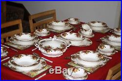 6 place Royal Albert Old Country Roses Dinner service The perfect wedding gift