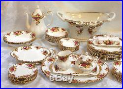 72 Pieces of Royal Albert Old Country Roses China (Place Settings, Serving, etc)