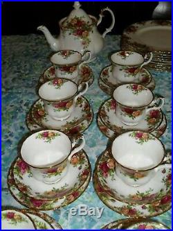 76 Piece Set Royal Albert Old Country Roses Bone China -Made in England