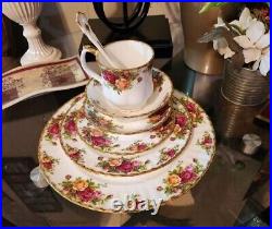 7 Piece Place Setting, Old Country Roses ROYAL ALBERT- Beautiful custom set