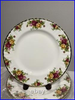 8 New Royal Albert Old Country Roses 10 1/2 Dinner Plates with Gold Trim