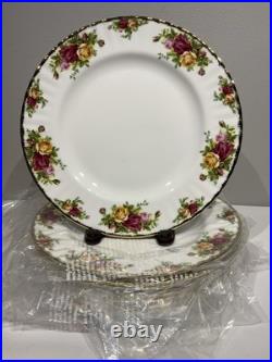 8 New Royal Albert Old Country Roses 10 1/2 Dinner Plates with Gold Trim 8 New Royal Albert Old Country Roses 10 1/2 Dinner Plates with Gold Trim