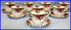 8 Royal Albert Bone China OLD COUNTRY ROSES FOOTED CUPS & SAUCERS