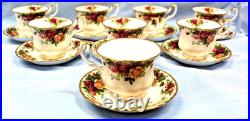 8 Royal Albert Bone China OLD COUNTRY ROSES FOOTED CUPS & SAUCERS
