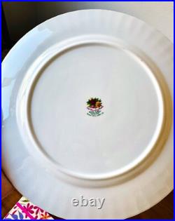 8 Royal Albert Old Country Roses 10.5 Dinner Plates England Vintage