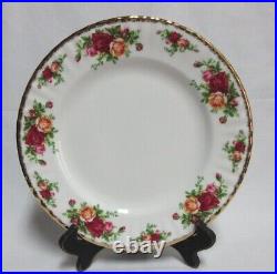 8 Royal Albert Old Country Roses Dinner Plates-excellent condition and returns