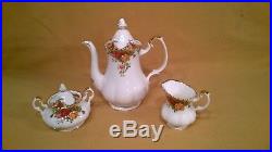 95 Pc. Set Of Royal Albert Old Country Roses Bone China From England