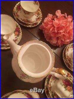 All England Tea Set for Six Royal Albert Old Country Roses XL Teapot 24 pcs LOT