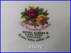 BNIB Royal Albert OLD COUNTRY ROSES 20-PIECE DINNERWARE SET (4) 5 Pc Settings