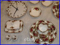 Beautiful 1962 Royal Albert Old Country Rose Dinnerware Set Made In England