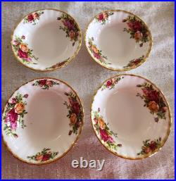 Beautiful HUGE SET Royal Albert Old Country Roses Made In England