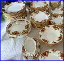 Beautiful HUGE SET Royal Albert Old Country Roses Made In England