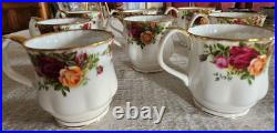 Beautiful Old Country Rose Montrose Cups Made In ENGLAND. Mint Condition 8 set Beautiful Old Country Rose Montrose Cups Made In ENGLAND. Mint Condition 8 set
