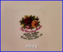 Beautiful Old Country Rose Montrose Cups Made In ENGLAND. Mint Condition 8 set Beautiful Old Country Rose Montrose Cups Made In ENGLAND. Mint Condition 8 set