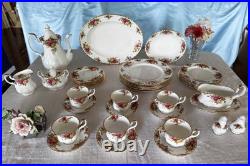 Beautiful Royal Albert Old Country Rose Complete Settings For 8. Mint. England