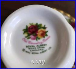 Beautiful Royal Albert Old Country Rose Complete Settings For 8. Mint. England
