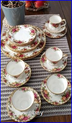 Beautiful Royal Albert Old Country Rose Dinnerware Set For 4. Made in England Beautiful Royal Albert Old Country Rose Dinnerware Set For 4. Made in England