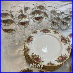 Beautiful Royal Albert Old Country Rose Huge Dinnerware Set Made In England 85 P