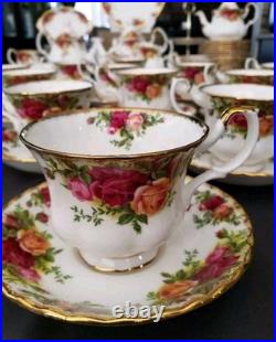 Beautiful Royal Albert Old Country Rose Huge Dinnerware Set With Original Box