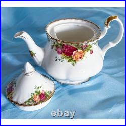Beautiful Royal Albert Old Country Rose Tea Set with Handled Cake Plate. England Beautiful Royal Albert Old Country Rose Tea Set with Handled Cake Plate. England