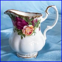 Beautiful Royal Albert Old Country Rose Tea Set with Handled Cake Plate. England Beautiful Royal Albert Old Country Rose Tea Set with Handled Cake Plate. England