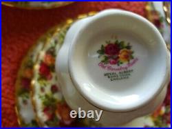 Beautiful Royal Albert Old Country Rose set of 5 Made in England
