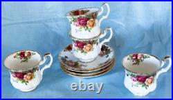 Beautiful Royal Albert Old Country Roses Demitasse Cups and Saucers. Set Of 4
