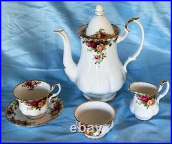 Beautiful Royal Albert Old Country Roses. Four Place Settings With Coffee Set