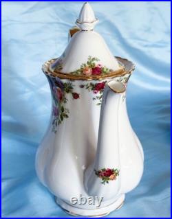 Beautiful Royal Albert Old Country Roses. Four Place Settings With Coffee Set