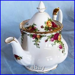Beautiful Royal Albert Old Country Roses Teapot, Creamer, & Sugar Bowl With Lid