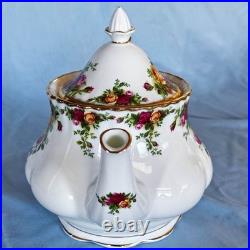 Beautiful Royal Albert Old Country Roses Teapot, Creamer, & Sugar Bowl With Lid
