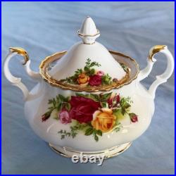 Beautiful Royal Albert Old Country Roses Teapot, Creamer, & Sugar Bowl With Lid