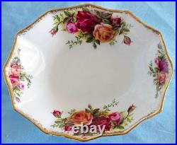 Beautiful Royal Albert Old Country Roses Trinket Dishes. Set of 5 Made In England