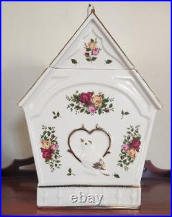 Birdhouse Porcelain Royal Albert Old Country Roses Collectable Canister Vntg