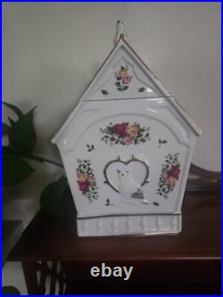 Birdhouse Porcelain Royal Albert Old Country Roses Collectable Canister Vntg