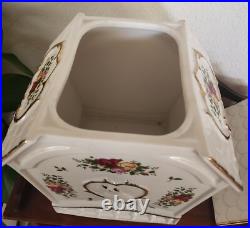Birdhouse Porcelain Royal Albert Old Country Roses Collectable Canister Vntg