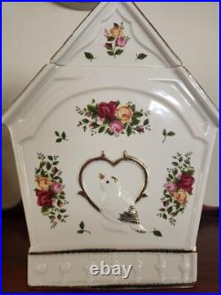 Birdhouse Porcelain Royal Albert Old Country Roses Collectable Canister Vntg