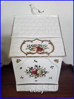 Birdhouse Porcelain Royal Albert Old Country Roses Collectable Canister Vntg