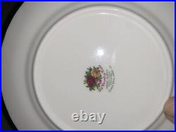 Bone China Dinnerware Set For 12. Vintage Old Country Roses, Royal Albert 1962