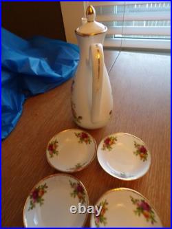 Choice Royal Albert Old Country Rose Miscellaneous CollectableOil Dipping/Bless