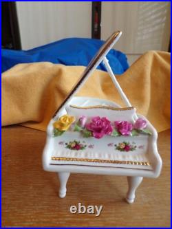 Choice Royal Albert Old Country Roses Bone China Knick Knacks Teapots/Musical