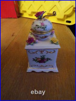 Choice Royal Albert Old Country Roses Misc. Itemstray/ornament/music box/TableC