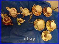 Choice VTG Royal Albert Old Country Roses Collectible Christmas Tree Ornaments