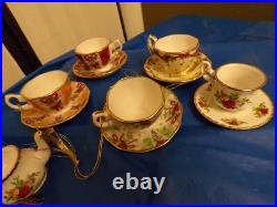 Choice VTG Royal Albert Old Country Roses Collectible Christmas Tree Ornaments
