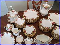 ENORMOUS Royal Albert Old Country Roses Set-England 1962