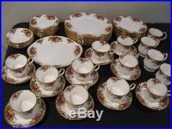 Excellent 56 Pc Set Of Royal Albert China Old Country Roses For 9 & More