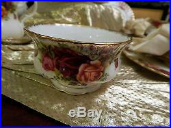 Edles Kaffeeservice Royal Albert Old Country Roses mit Etagere 23teilig